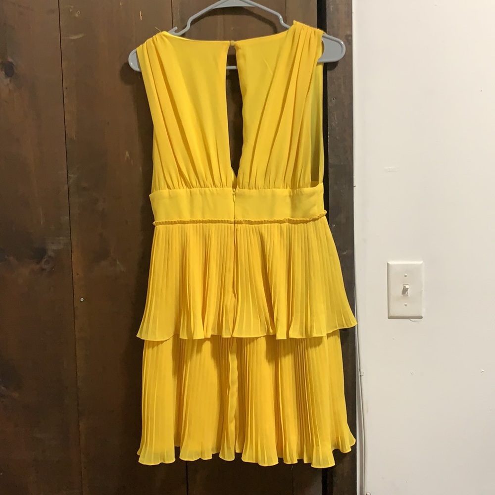 Lulu’s Yellow Pleated Dress - Picture 2 of 3